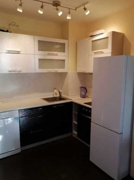 Тристаен апартамент под наем Слатина