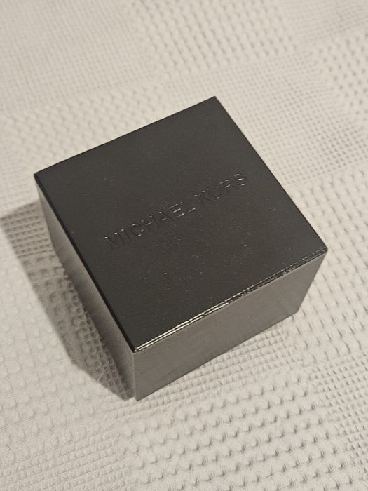 наручные часы и браслет michael kors