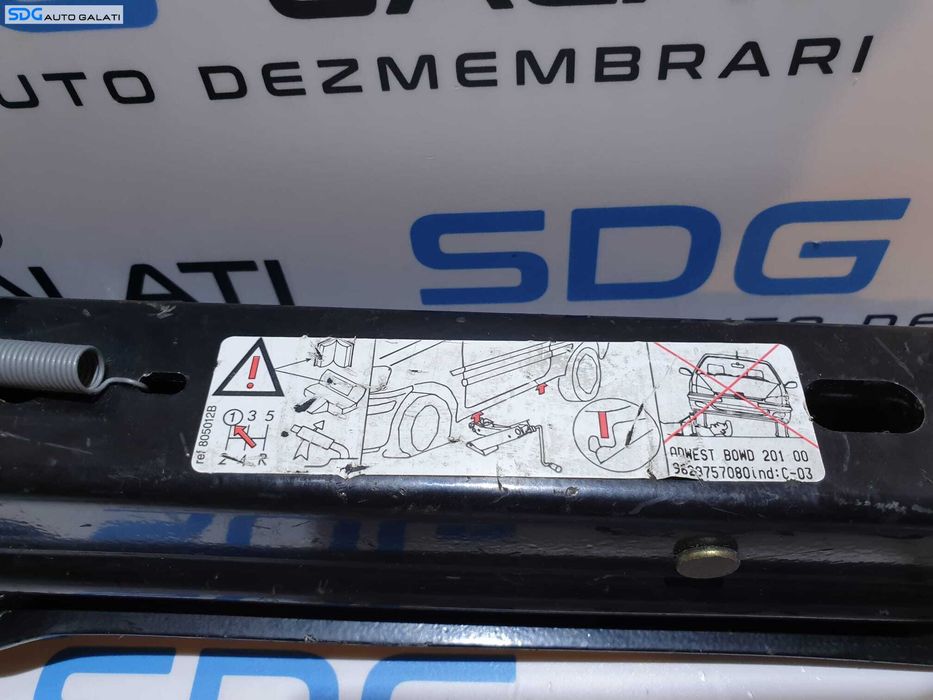 Cric Peugeot 206 1997 - 2012 Cod 805012B 9629757080