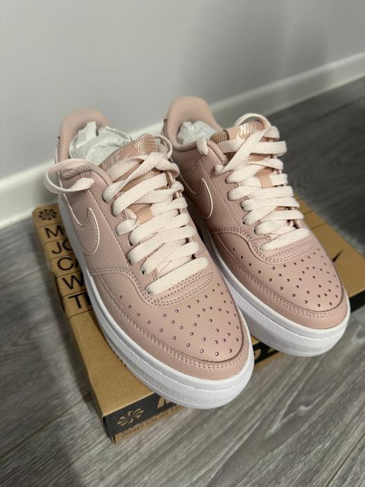 Adidasi Nike, roz , 35,5