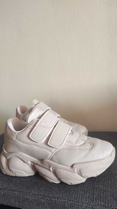 Дамски маратонки ( сникърси)