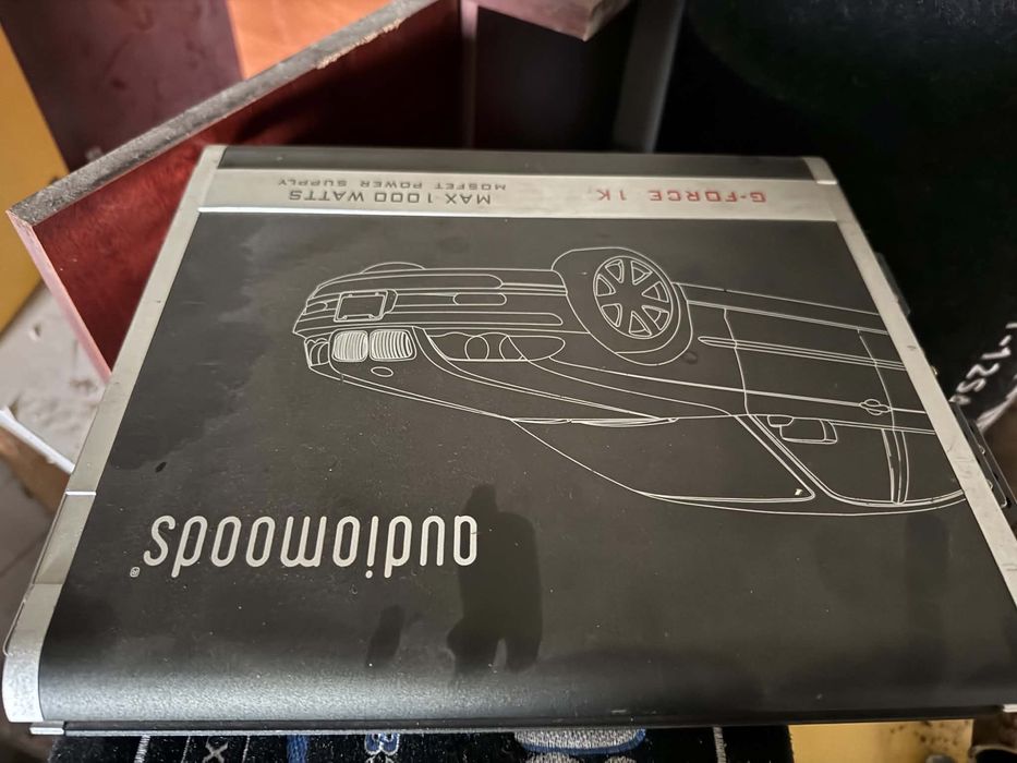 Vând pachet subwoofer auto alpine +subwoofer magnat
