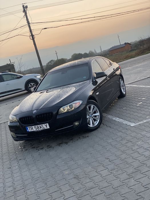 Vand/Schimb cu semiremorca basculabila BMW seria 5 f10 525xDrive 218cp