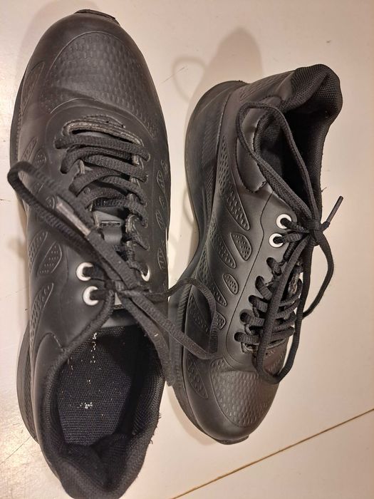 Маратонки Champion 41 размер