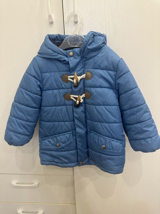 Продам детскую куртку