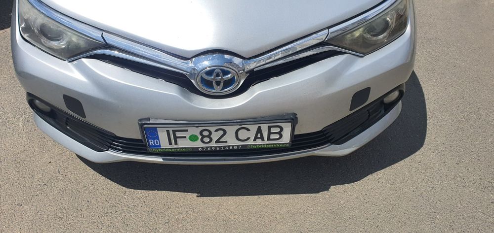 Inchiriez Toyota Auris  gpl Uber / Bolt /