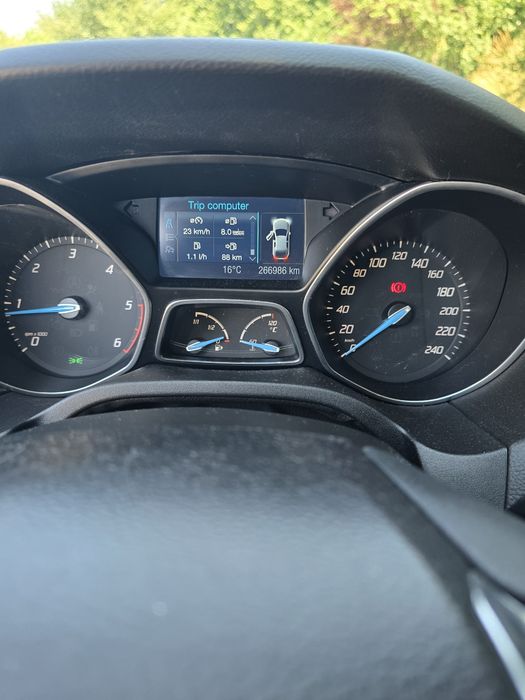 Vând Ford Focus MK3