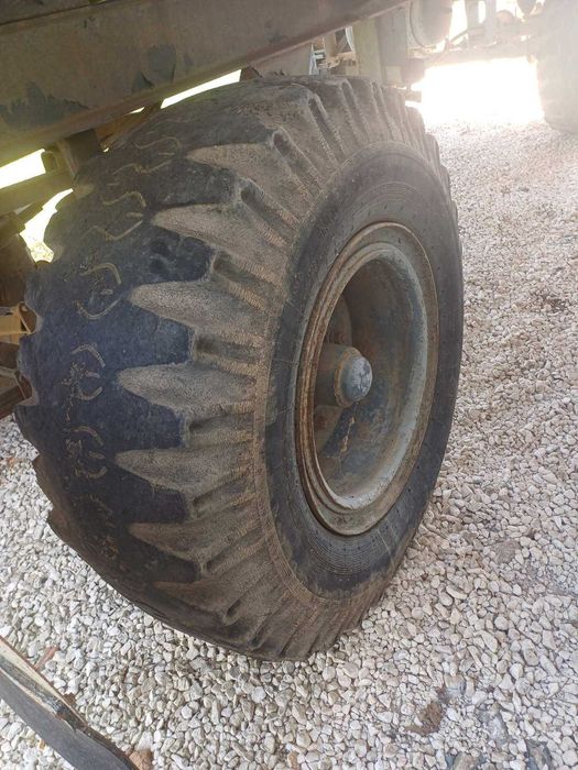 Гуми с джанта от ремарке Ифа