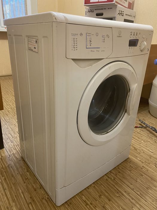 Стиральная машина Индезит