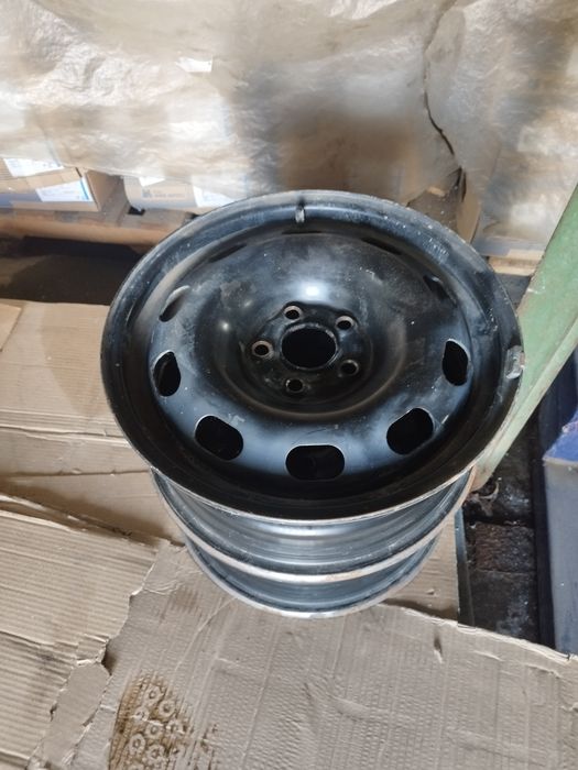 Диски стальные штампованные R15