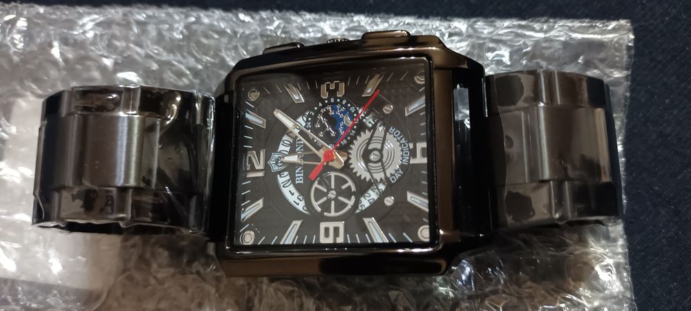 Ceas barbatesc 2023 nou