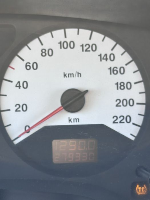 продам opel zafira a 1999 года