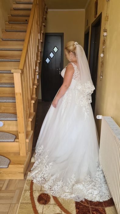 Vand rochie de mireasa