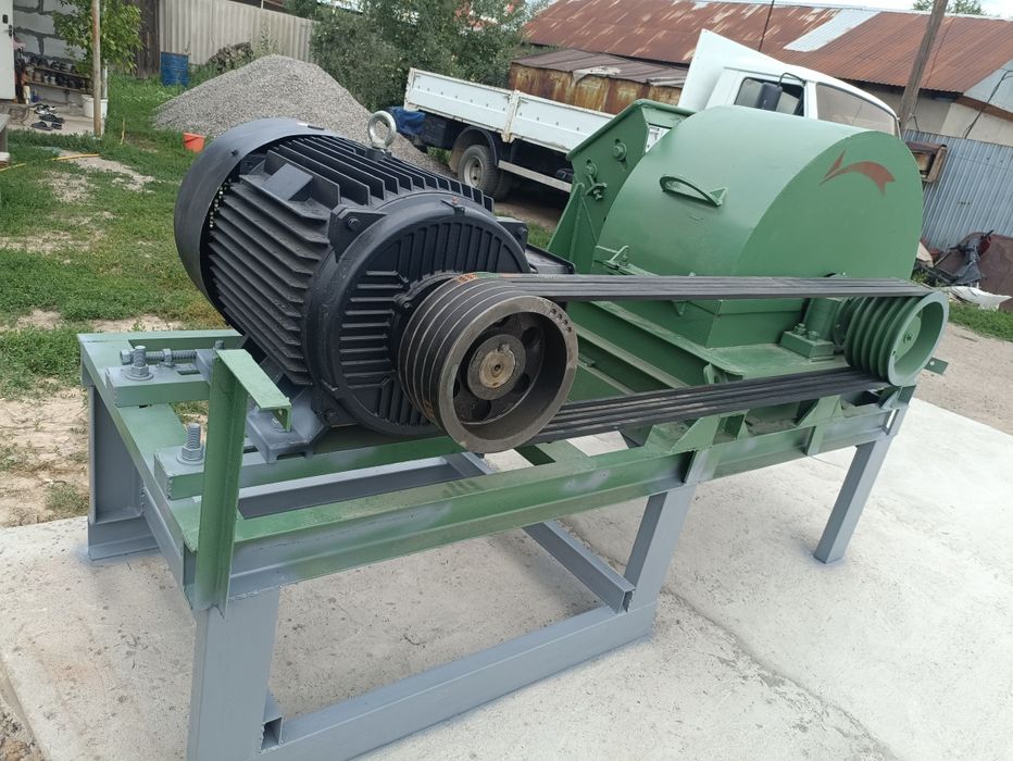 Щепорез измельчитель новый