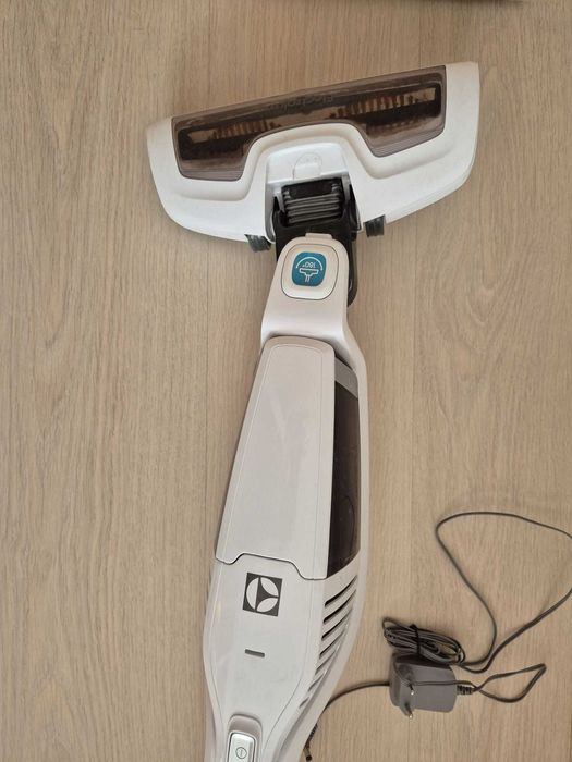 Aspirator Electrolux fara fir