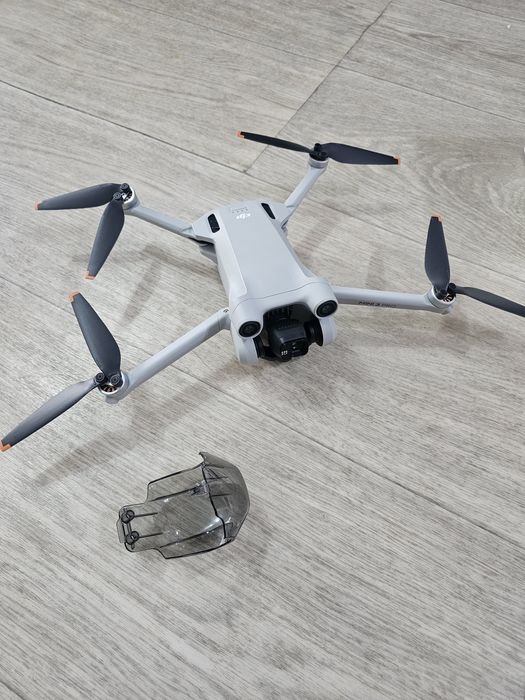 Новый дрон DJI Mini 3 Pro