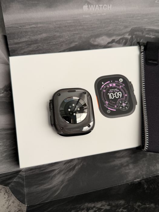 100% Apple Watch ULTRA 3 (3nd generation) / 49mm  Black Titanium
