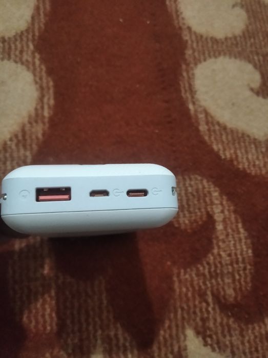 Паурбанк продам рабочий