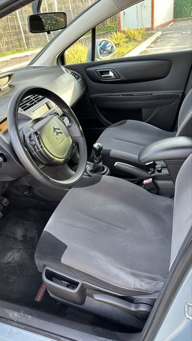Citreoen C4 1.6 hdi 110cp ,an  2007 ,121200 km stare buna unic proproetar !
