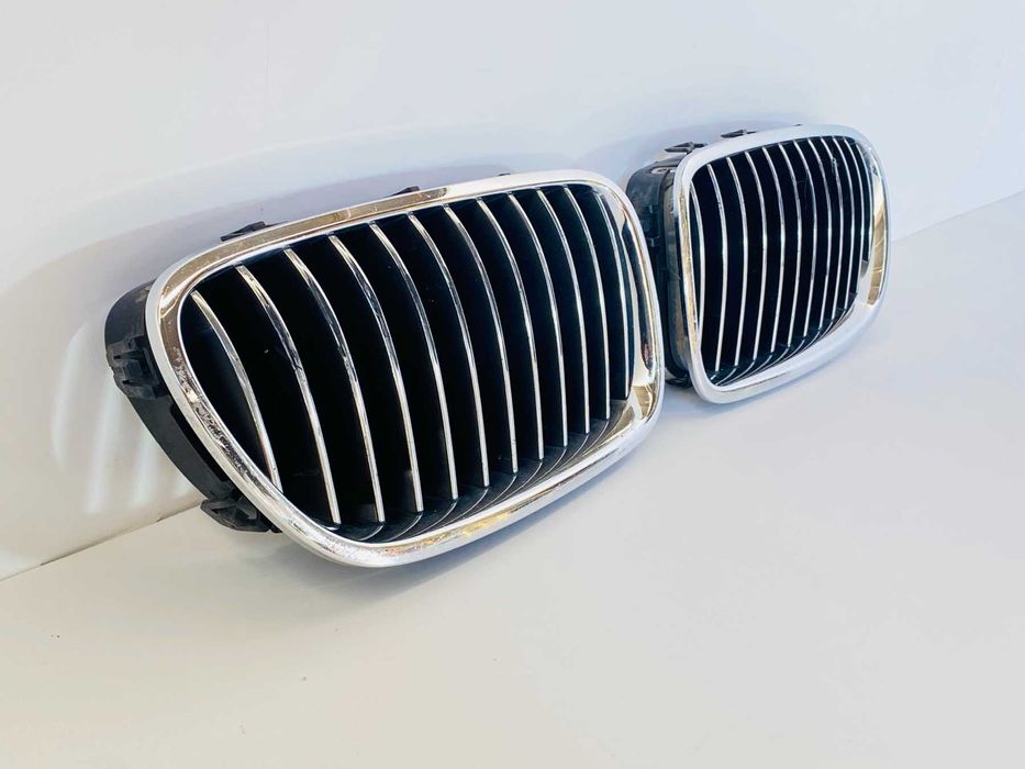 решетка радиаторна BMW F07 5seria GT 2009-2017 г. #1051V. #1052V.