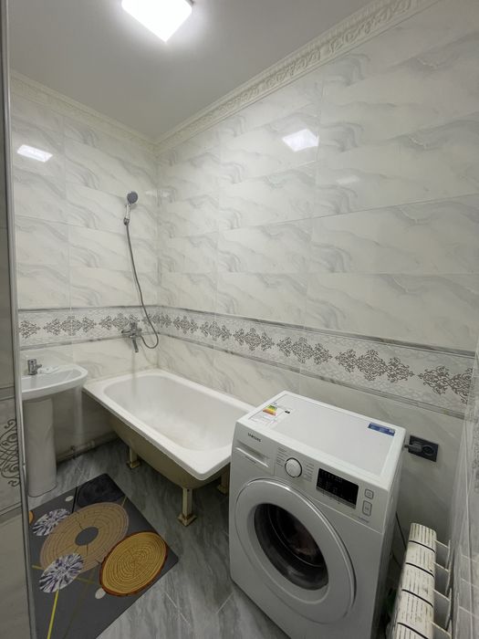 Продаётся 3х-комнатная квартира в 27ом м/р, дом 10, кв 1