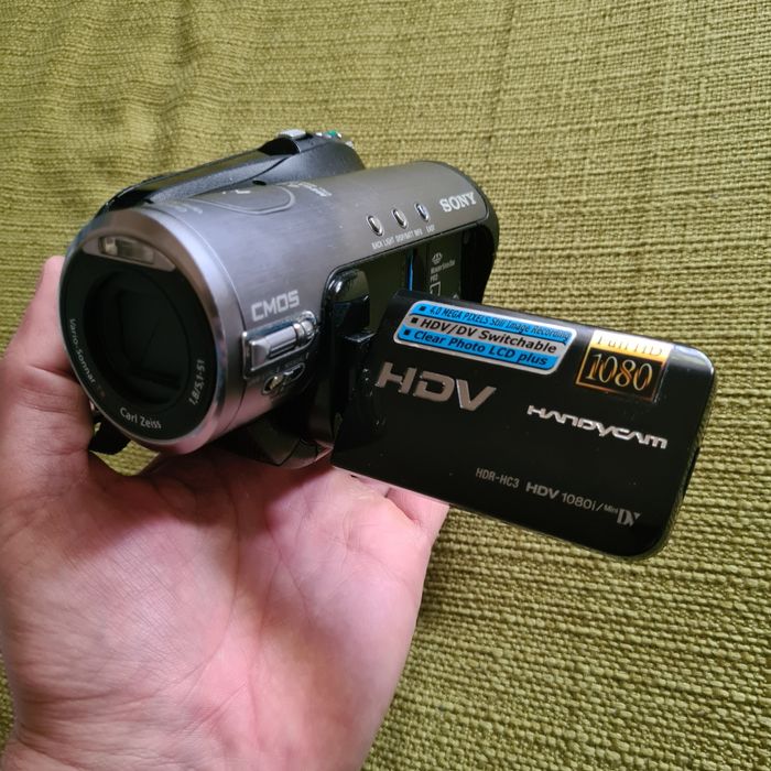 Camera Video Sony HDRHC3 HDV MiniDV Full HD 1080 ClujNapoca • OLX.ro