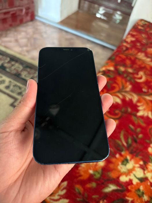 Продам Phone 12 64гб