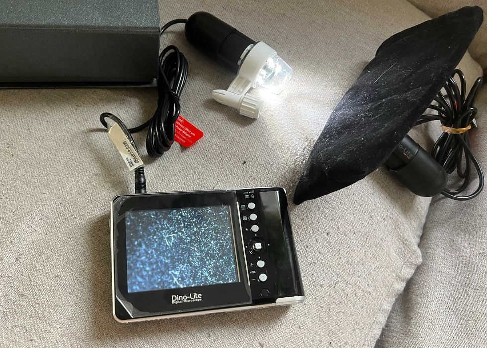 Dino Lite Pro microscop digital cu 2 sonde si ecran portabil