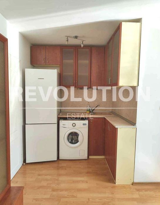 Дава се под наем Двустаен апартамент в Варна, Лятно кино Тракия - 45 кв.м за 400 € - Снимка #2