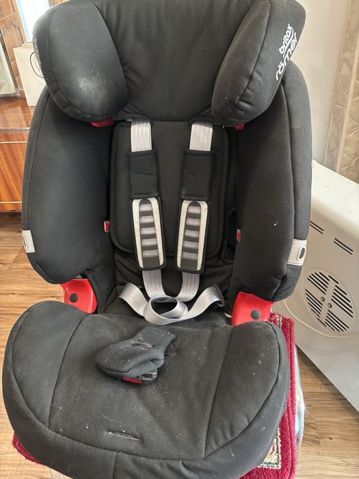 Детское автокресло  б у  в хорошем состоянии