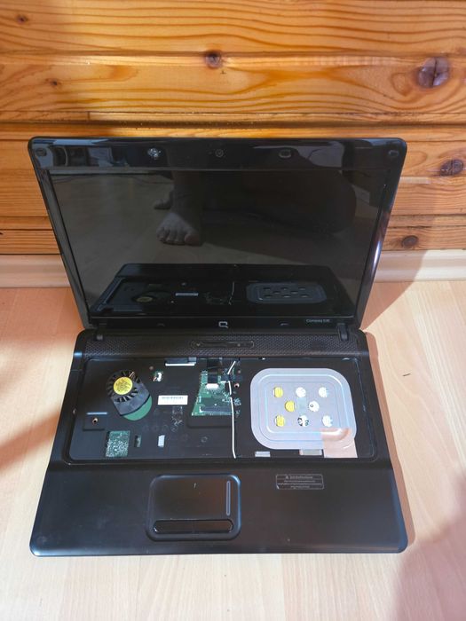 laptop HP DV6 - 6005 SF - incomplet -