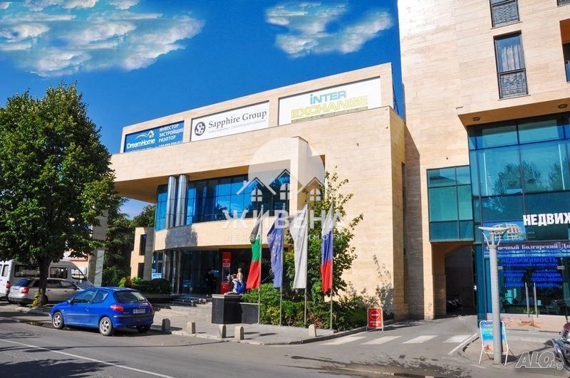 Продава се Двустаен апартамент в к.к. Слънчев бряг - 47 кв.м за 1596 €/кв.м - Снимка #1