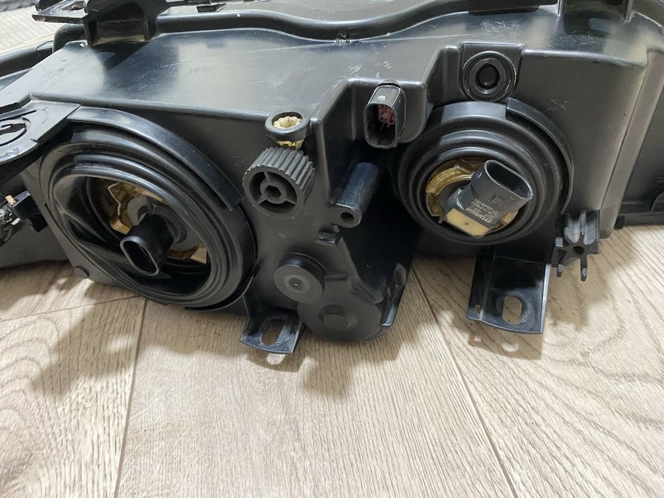 Фары передние BMW E39