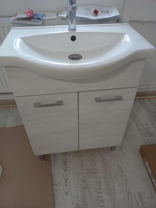 Masca lavoar, baterie si oglinda noi