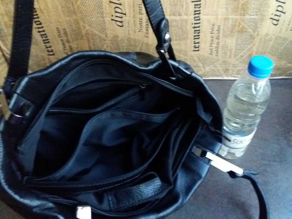 дамска черна кожена чанта от естествена кожа