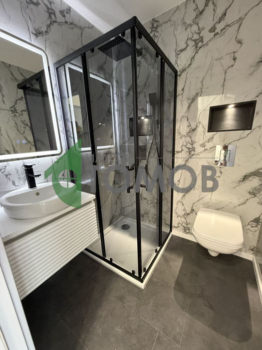 Напълно ремонтиран двустаен апартамент в кв. Самара 1