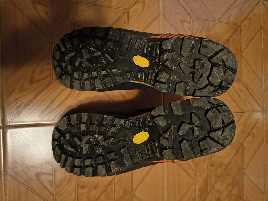 Продавам туристически обувки Scarpa Ribelle Lite HD