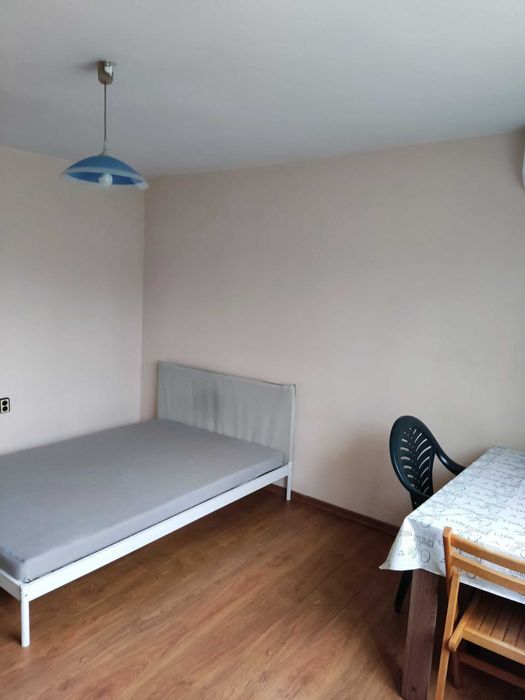 Дава се под наем Едностаен апартамент в Русе, Център - 45 кв.м за 298.86 € - Снимка #6