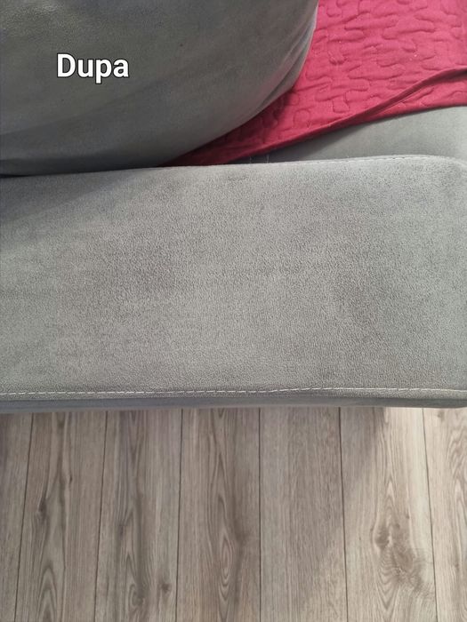 Aspirator cu injectie-extractie si aparat de curatat cu abur