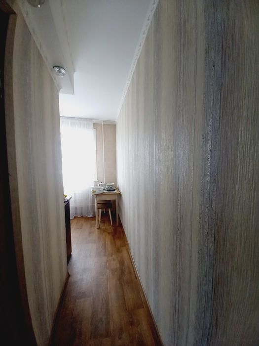 Продам 2 ком кв , центр, хозяин.