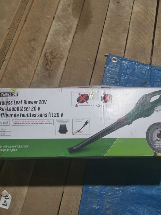 Suﬂanta pentru frunze Parkside, pe acumulator 20 V