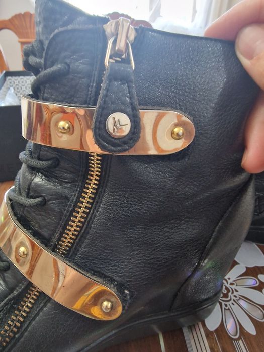 Осенние кожаные, модные сапоги