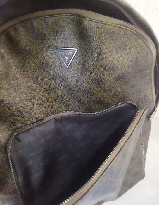 Оригинальный рюкзак GUESS