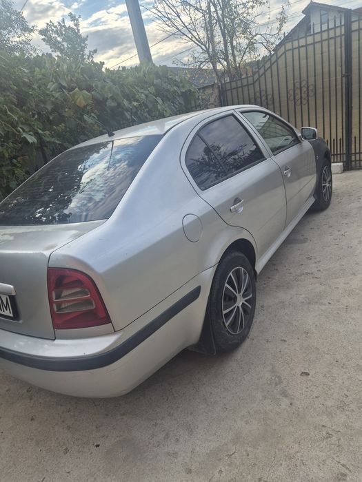 Vând skoda Octavia 1.9 tdi ALH 2001