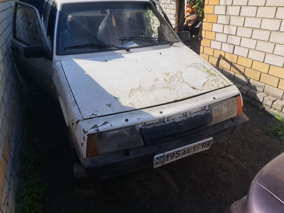 Продам ваз 2109.