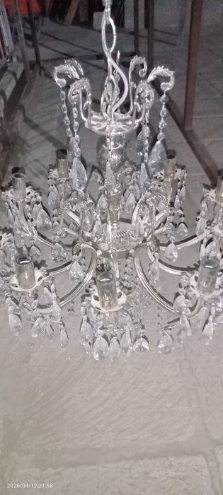 Люстра для дома.