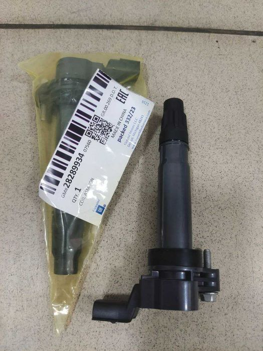 Катушка зажигания Cobalt R4 GM