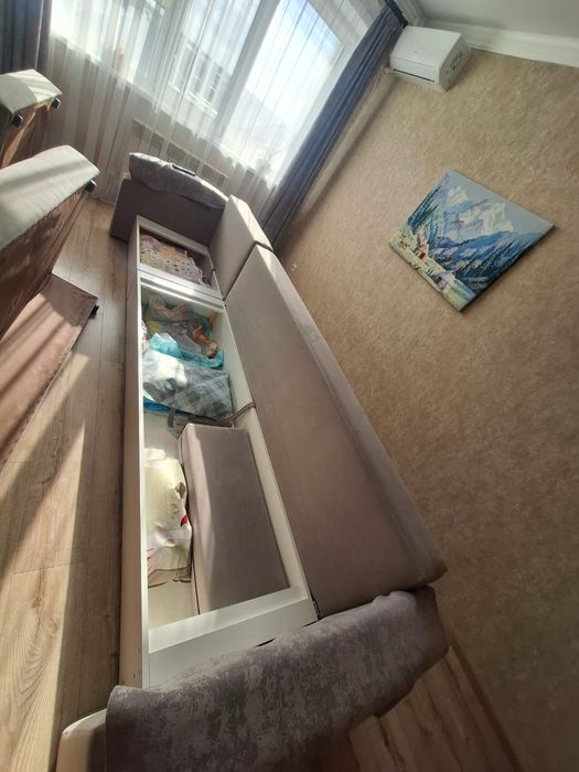 Продам диван в отличном состоянии