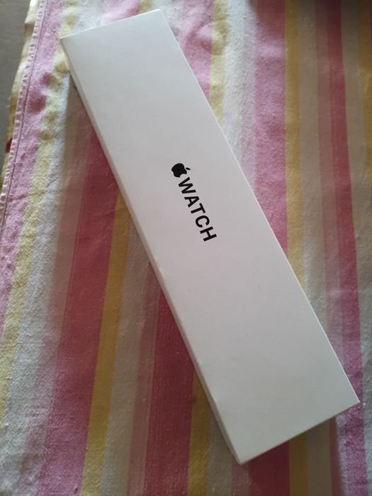 Смарт часы Apple Watch SE