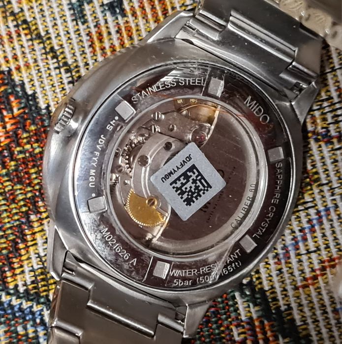 Mido Commander Big Date